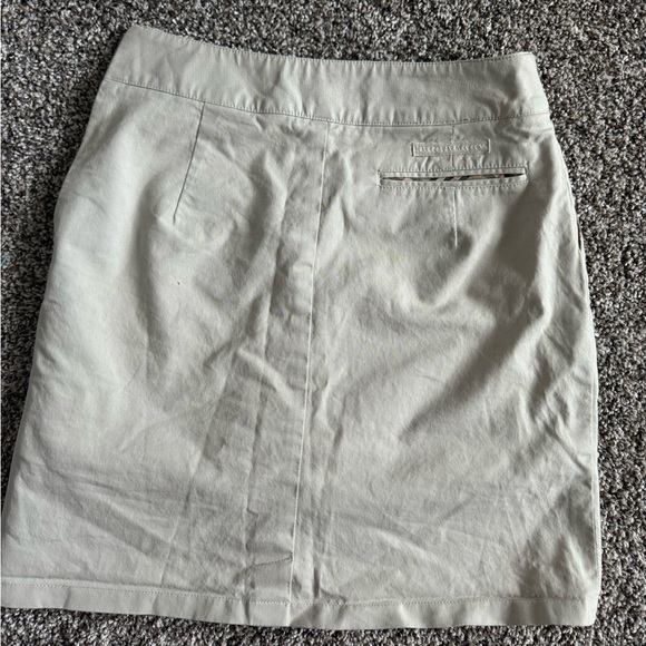 BURBERRY • cream golf skort with checker pattern size 0 - Picture 4 of 9